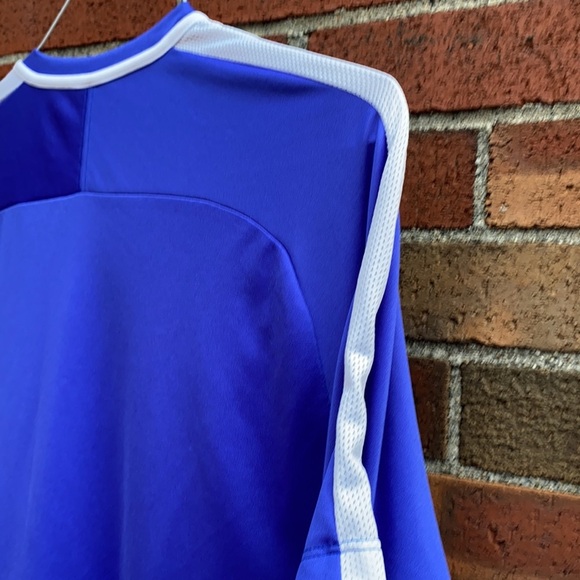 Nike tee - Picture 4 of 5